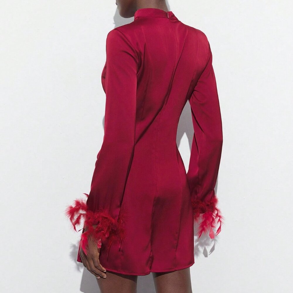 Burgundy Elegant Women's Hollow Feather Cuff Ruched Dress - Picture 5 of 6